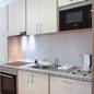 2 Zimmer Apartment Wien - Suite Style - 2-Zimmer-Apartment-Wien-Riess-Apartments-T41-Kueche3.jpg