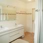 Serviced Apartment Wien, Typ Comfort - Apartment-Wien-Riess-Rotenhofgasse-Komfort-Dachgeschoss-Badezimmer.jpg